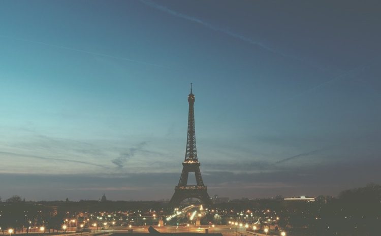  A Capital da Moda: Por que Paris é referência do mercado?